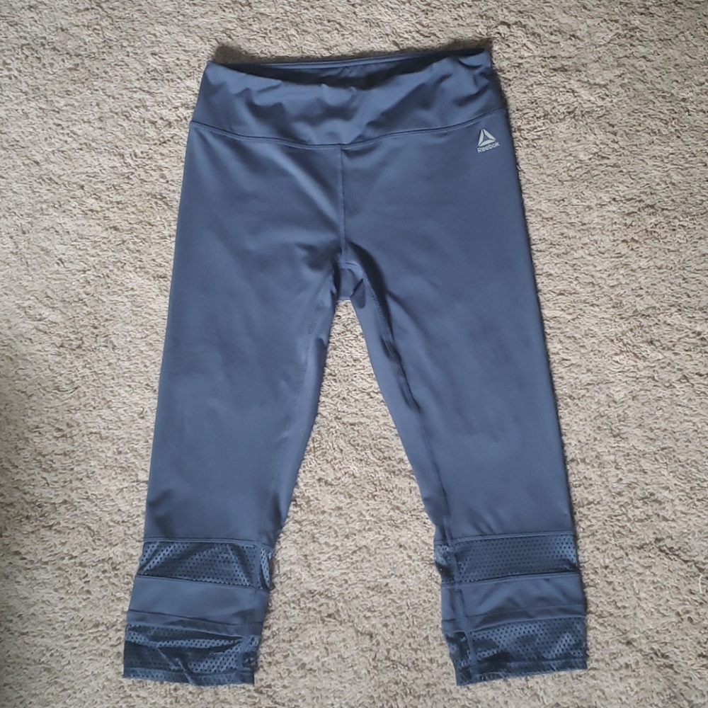 NWOT Cropped Athletic Leggings